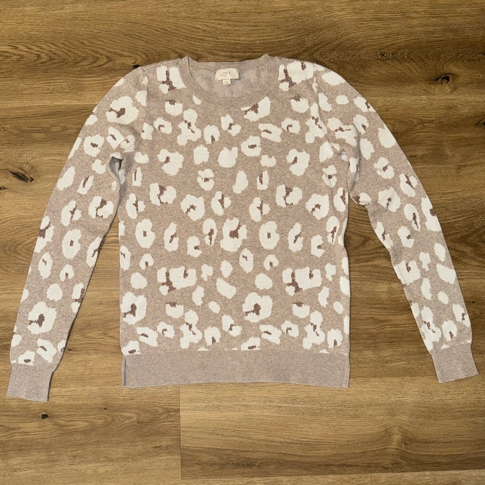 Loft Leopard Sweater Small